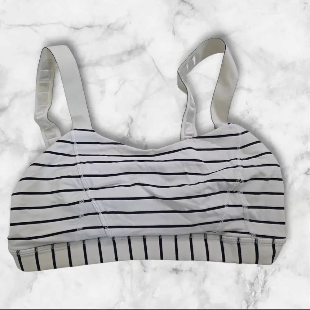 Lululemon Size 6 White Stripe Sports Bra